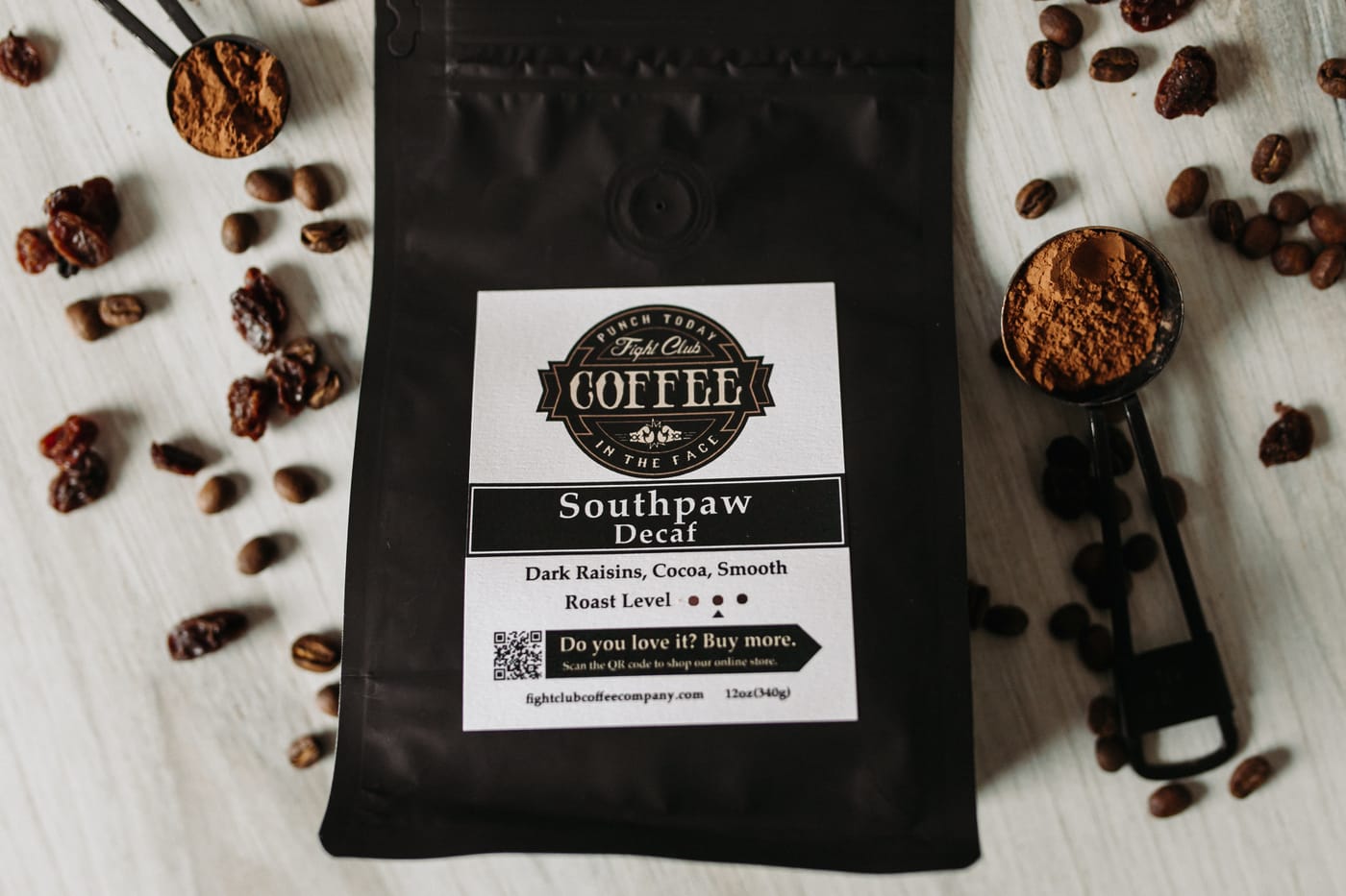 Southpaw Decaf coffee bag with dark raisins and cocoa